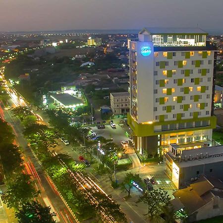 Hotel Dafam Pacific Caesar Σουραμπάγια Εξωτερικό φωτογραφία