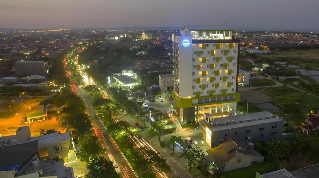 Hotel Dafam Pacific Caesar Σουραμπάγια Εξωτερικό φωτογραφία