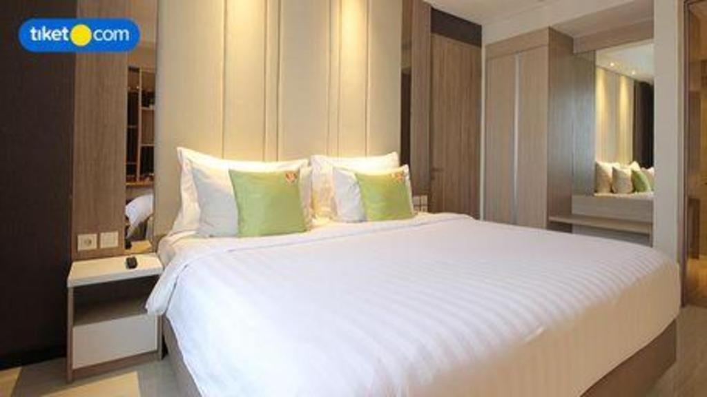 Hotel Dafam Pacific Caesar Σουραμπάγια Εξωτερικό φωτογραφία