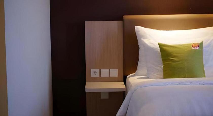 Hotel Dafam Pacific Caesar Σουραμπάγια Εξωτερικό φωτογραφία