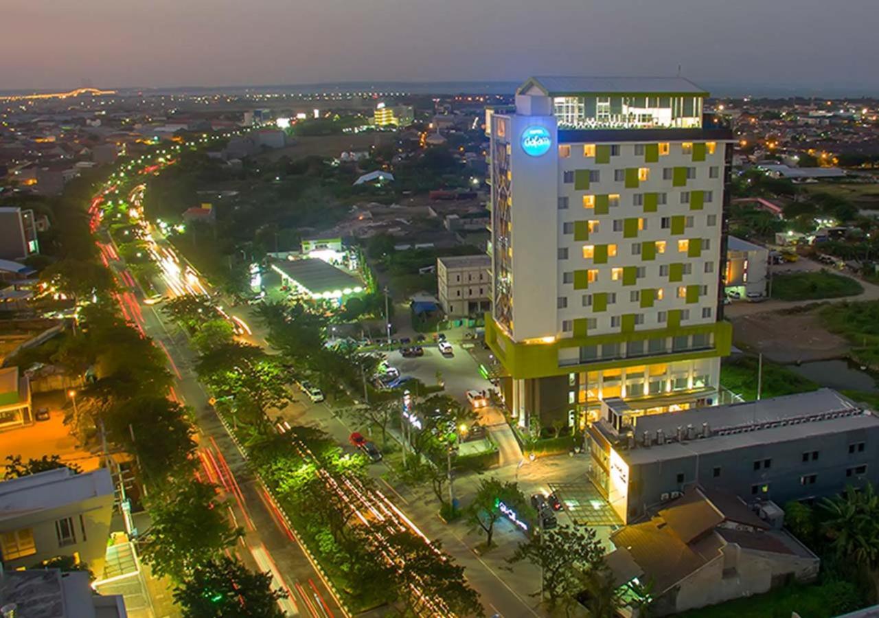 Hotel Dafam Pacific Caesar Σουραμπάγια Εξωτερικό φωτογραφία
